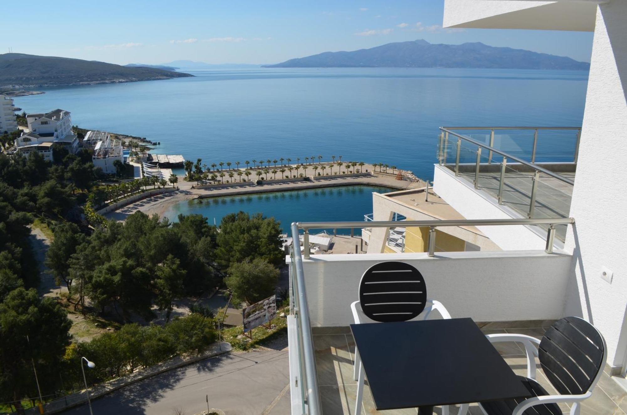 Brand New Apartments Sarandë Exterior foto